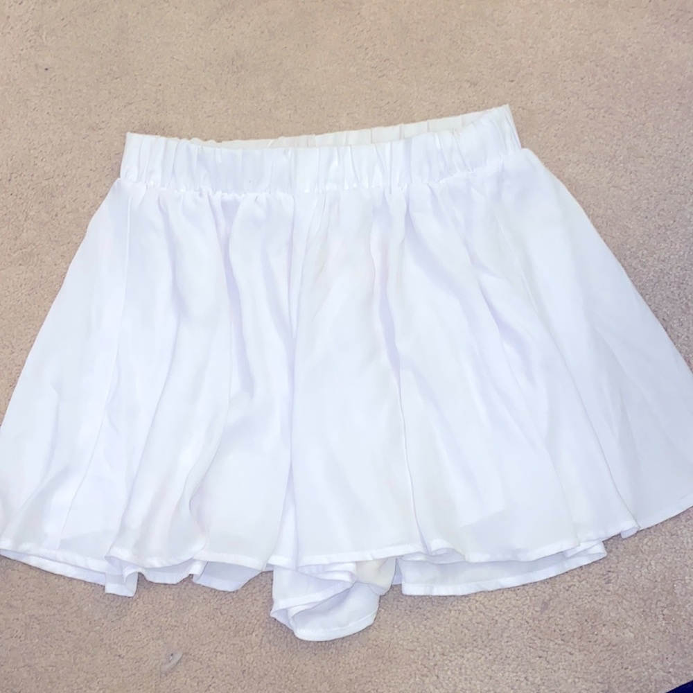 Show Me Your Mumu Carlos swing shorts size small